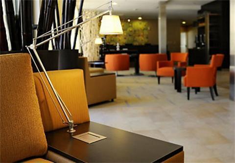 Courtyard By Marriott Airport 3*
